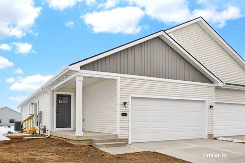 1501 Foxtail Dr Se, Altoona, IA, 50009-2222 | Card Image