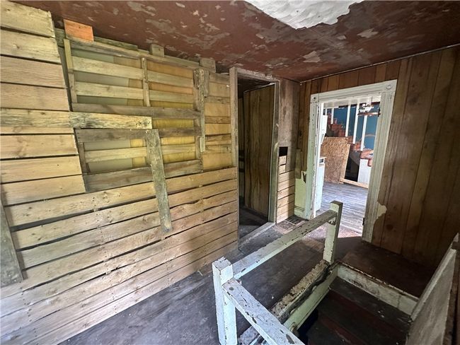 228 Walnut Street, House other with 2 bedrooms, 1 bathrooms and null parking in Donora PA | Image 13