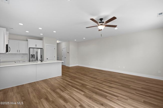 97 Aspen Rd, Townhouse with 3 bedrooms, 3 bathrooms and 1 parking in Hampstead NC | Image 7