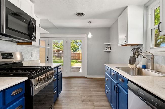 723 Westover Dr, House other with 3 bedrooms, 2 bathrooms and null parking in Richardson TX | Image 12