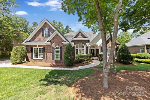 2241 Flagstick Dr, Matthews, NC, 28104-0629 | Card Image