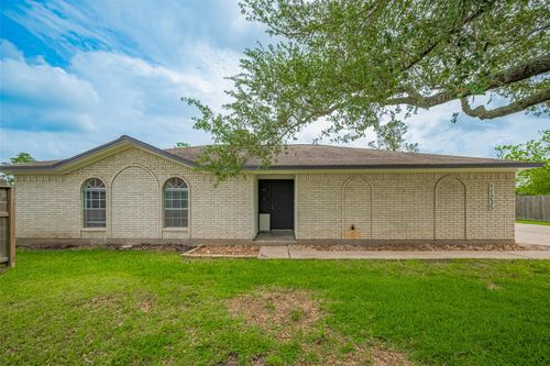 11235 Fm 1764 Rd, Santa Fe, TX, 77510-8065 | Card Image