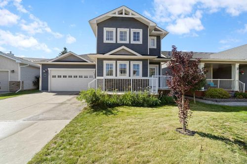 754 Stonehaven Dr, Carstairs, AB, T0M0N0 | Card Image
