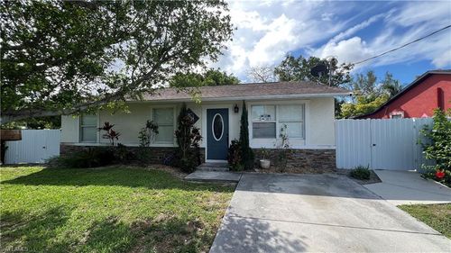 5374 Warren St, NAPLES, FL, 34113-8749 | Card Image