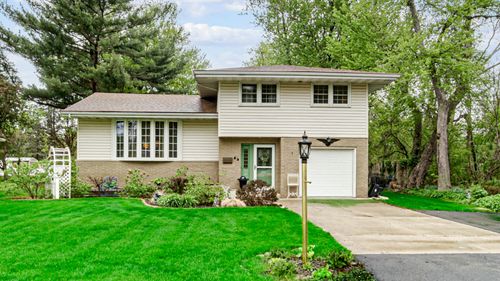 738 E 11th St, Hobart, IN, 46342-6066 | Card Image