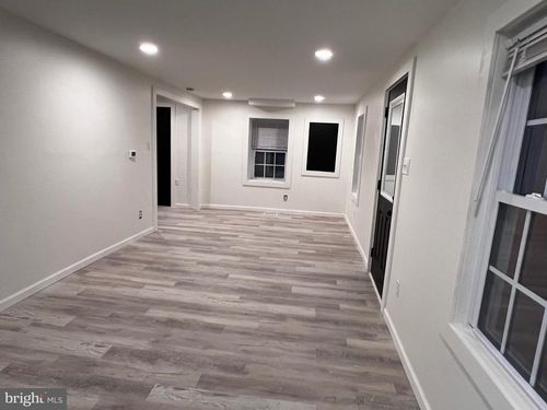 173 S Wolf St, MANHEIM, PA, 17545-1630 | Card Image