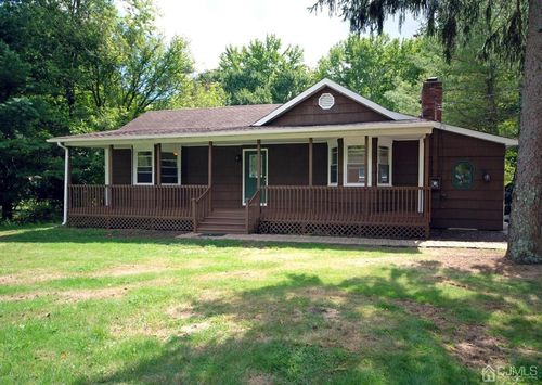 82 Red Valley Rd, Clarksburg, NJ, 08510-1401 | Card Image