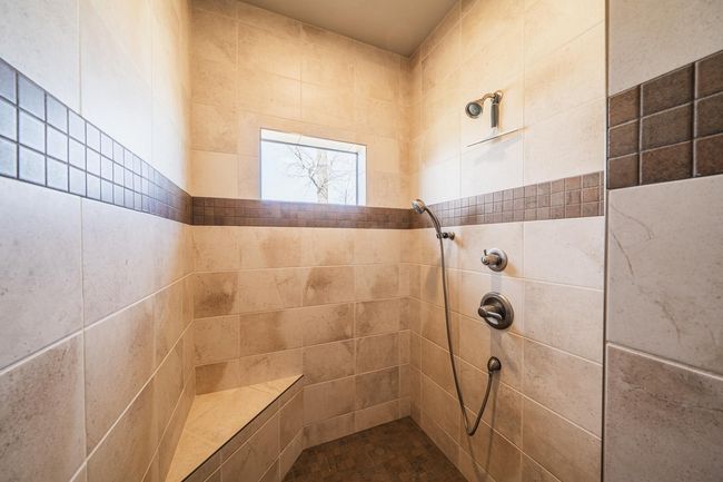 Walk in tile shower | Image 14