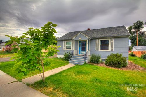 351 W Main St S, Vale, OR, 97918-1158 | Card Image