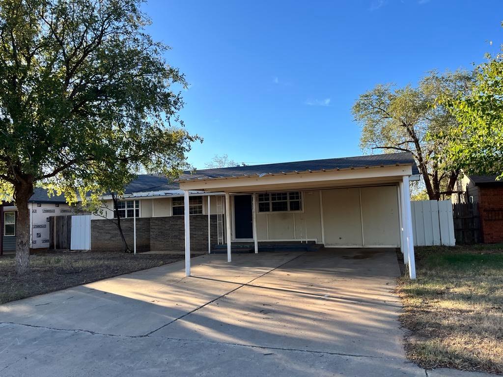 13th St, Shallowater, TX 79363
