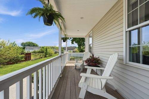 b-11 Macarthur Blvd, Danvers, MA, 01923-3525 | Card Image