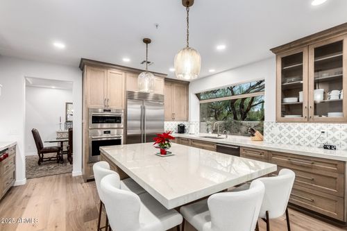 7485 E Tumbleweed Dr, Scottsdale, AZ, 85266-1236 | Card Image