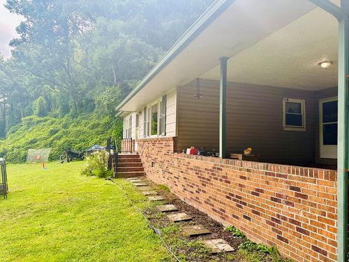 717 Front St, Richlands, VA, 24641-3045 | Card Image