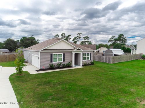 104 Tralee Pl, Holly Ridge, NC, 28445-8030 | Card Image