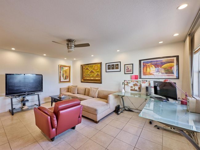 741 - 741 Monaco P, Condo with 2 bedrooms, 2 bathrooms and null parking in Delray Beach FL | Image 14