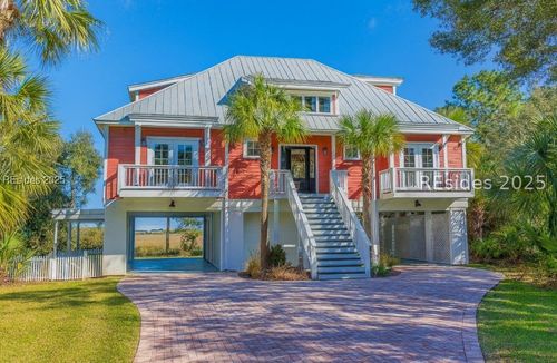 45 Ocean Marsh Ln, Saint Helena Island, SC, 29920-5002 | Card Image