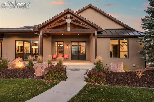 3835 Edgecliff Ct, Colorado Springs, CO, 80904-1062 | Card Image