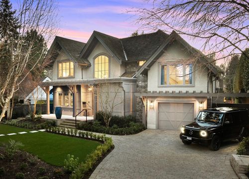 4374 Erwin Dr, West Vancouver, BC, V7V1H6 | Card Image