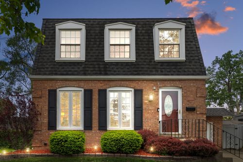 2222 Buckingham Ave, Westchester, IL, 60154-5143 | Card Image