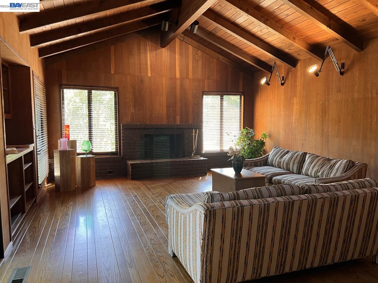 Residential in Orinda 3