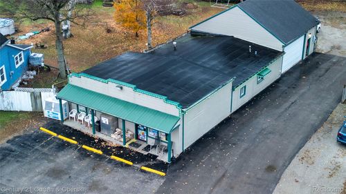 27996 Waltz Rd, New Boston, MI, 48164-9321 | Card Image