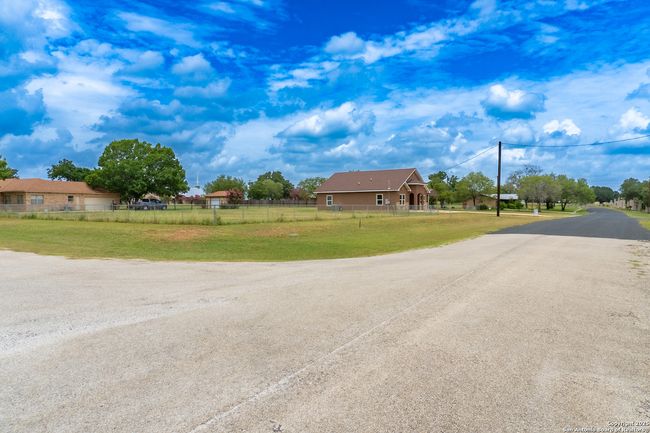 Corner lot | Image 32