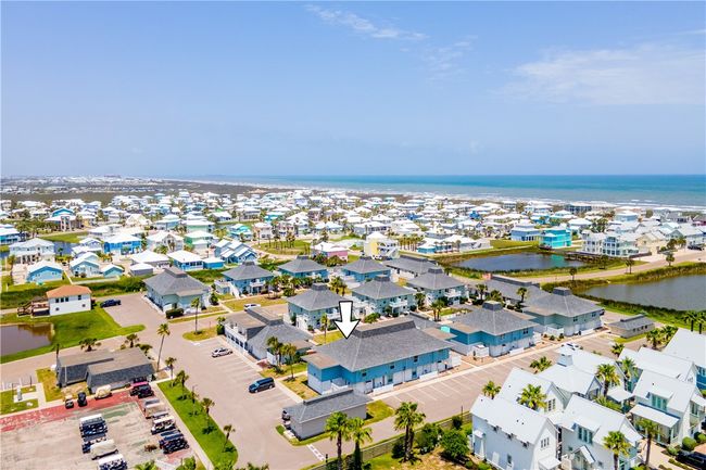 APT-136 - 4901 State Highway 361, Condo with 2 bedrooms, 2 bathrooms and null parking in Port Aransas TX | Image 21