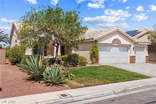 8739 Running Waters Ct, Las Vegas, NV, 89123-4812 | Card Image