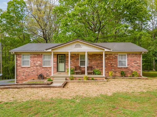 7651 Pinewood Rd, Nunnelly, TN, 37137-2529 | Card Image