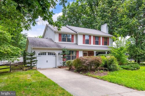 18 Innsbruck Dr, SICKLERVILLE, NJ, 08081-3242 | Card Image