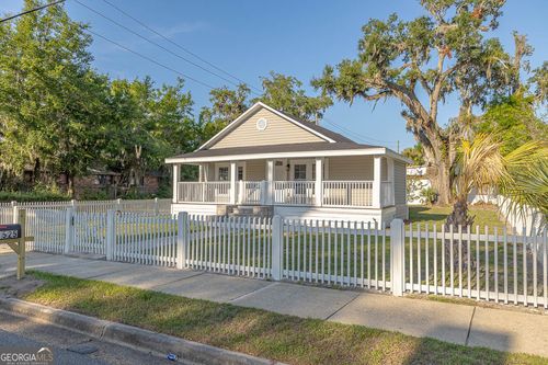 1525 Tillman Ave, Brunswick, GA, 31520-6936 | Card Image