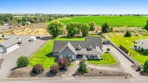 10391 Road 5.6 Ne, Moses Lake, WA, 98837-7502 | Card Image