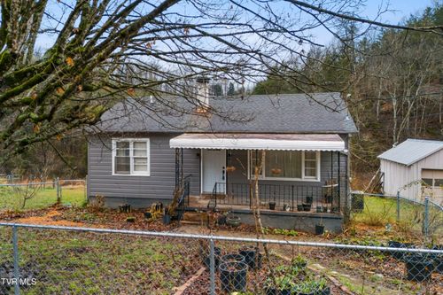 7593 Cracker Neck Rd, Washburn, TN, 37888-4227 | Card Image