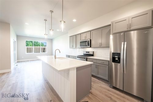 488 Meriwether Ave, Bozeman, MT, 59718-3714 | Card Image