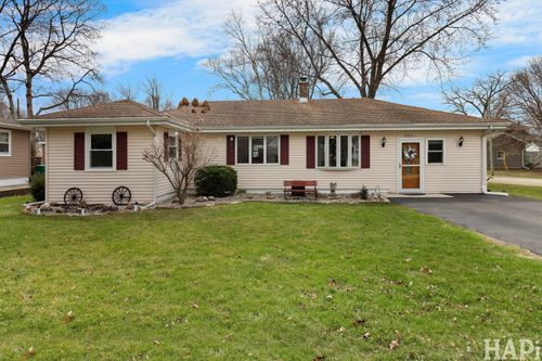 804 Elm St, Maple Park, IL, 60151-7681 | Card Image