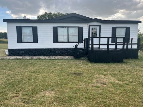 9057 W Odneal Rd, Krum, TX, 76249-8613 | Card Image