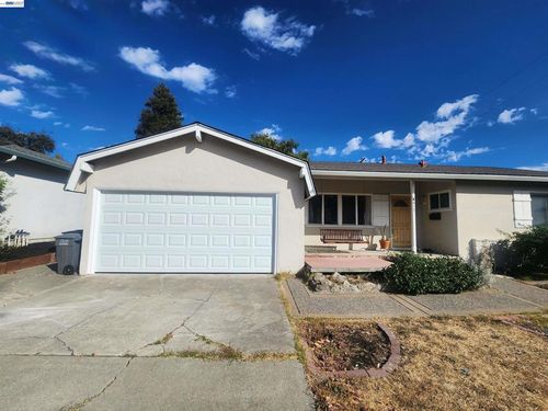 8475 Galindo Dr, Dublin, CA, 94568-1032 | Card Image