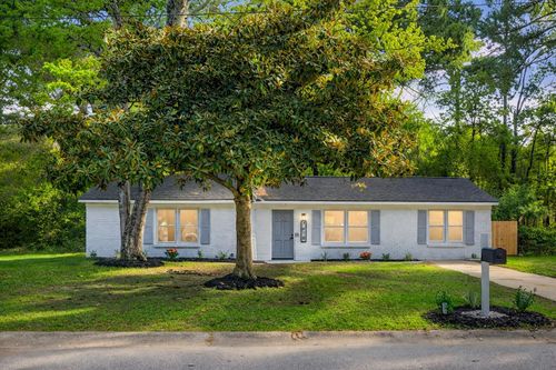 7618 Vanderbrook Pl, North Charleston, SC, 29420-8831 | Card Image