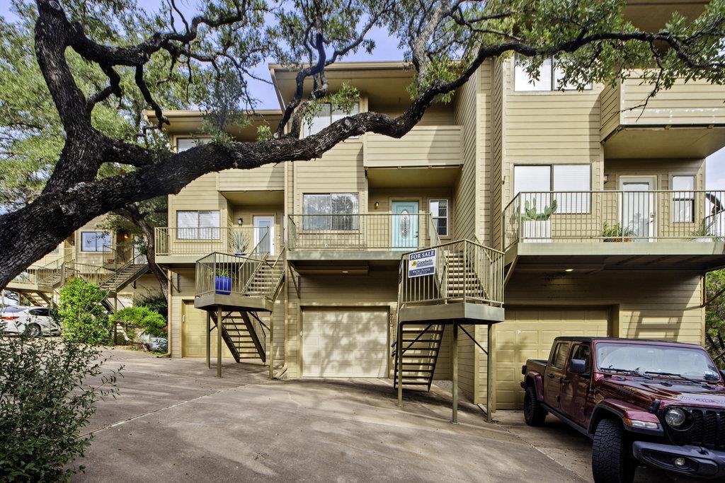 Harbor Dr, Spicewood, TX 78669