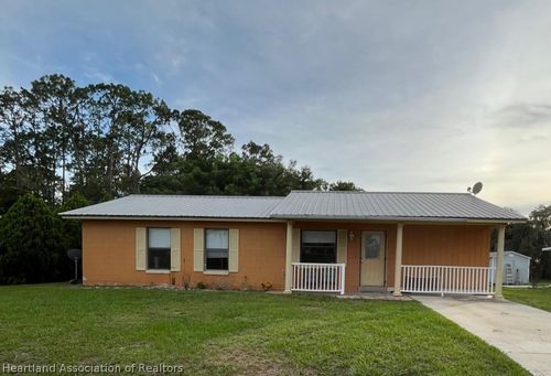 749 Memorial Dr, Sebring, FL, 33870-1496 | Card Image
