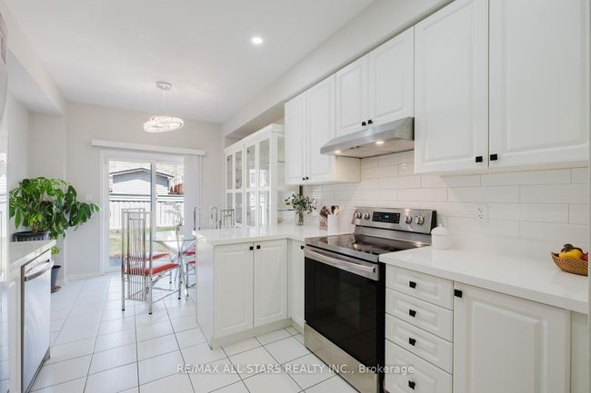 19 Coronet St, House other with 4 bedrooms, 4 bathrooms and 4 parking in Stouffville ON | Image 17
