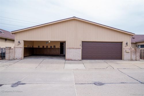 29226 Scarborough Drive, Warren, MI, 48088 | Card Image