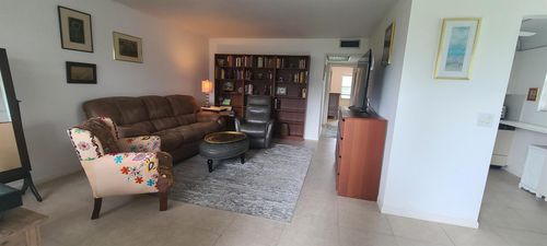 270 Suffolk E, Boca Raton, FL, 33434 | Card Image