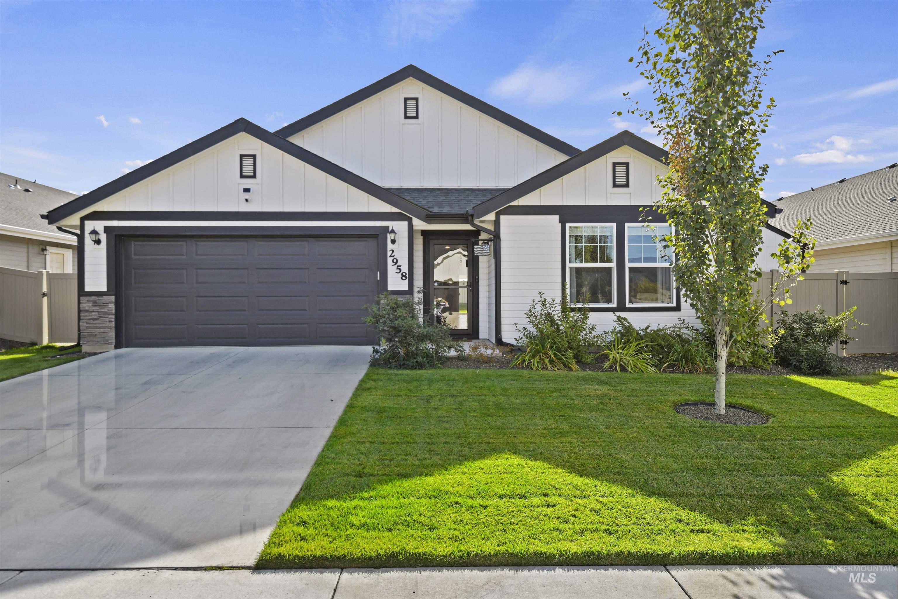 Cherry Grove Way, Star, ID 83669