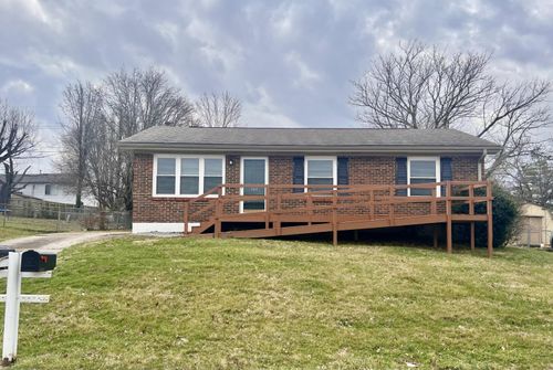707 Estes Dr, Winchester, KY, 40391-1621 | Card Image