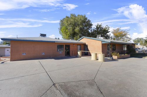 111 Sandoval Rd Sw, Los Lunas, NM, 87031-7320 | Card Image