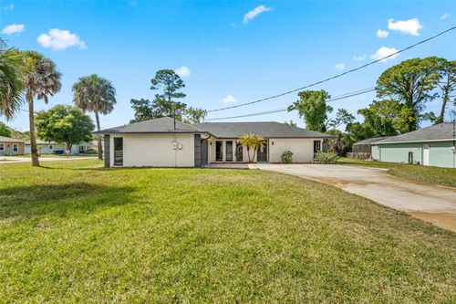 117 Poinciana Rd, Edgewater, FL, 32141-7211 | Card Image
