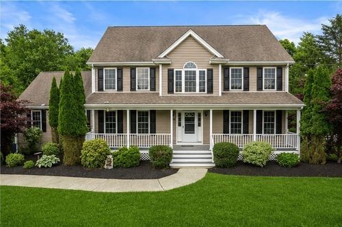60 Morse Ave, Attleboro, MA, 02703-7102 | Card Image