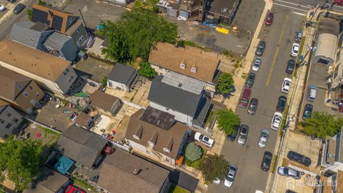 946 Emma St, Elizabeth, NJ, 07201-1910 | Card Image