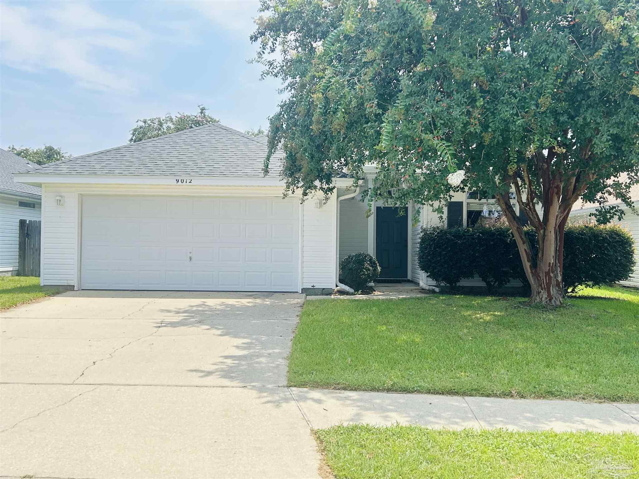Camelot Pl, Pensacola, FL 32534